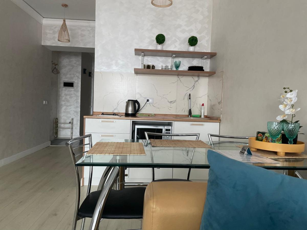 Арбат Apartment الماتي المظهر الخارجي الصورة