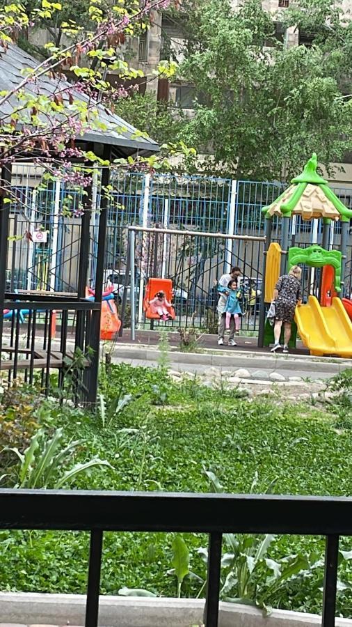 Арбат Apartment الماتي المظهر الخارجي الصورة